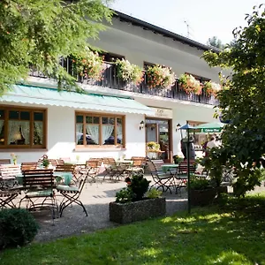 https://flair-hotel-hochspessart.com-bavaria.com